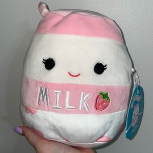 Amelie strawberry milk squishmallow 8 inches NWT